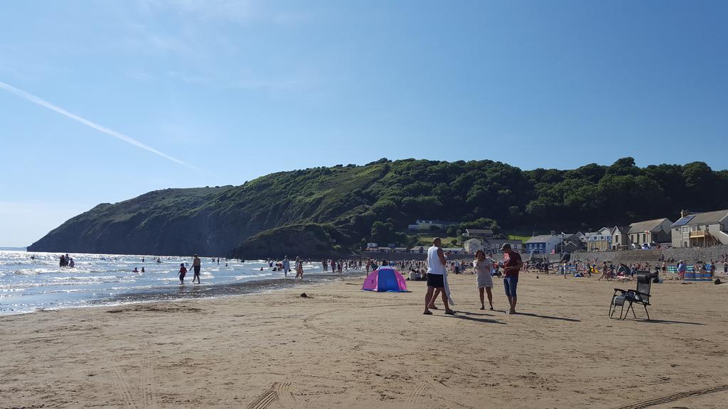 Pendine Sands Guest House Exterior photo